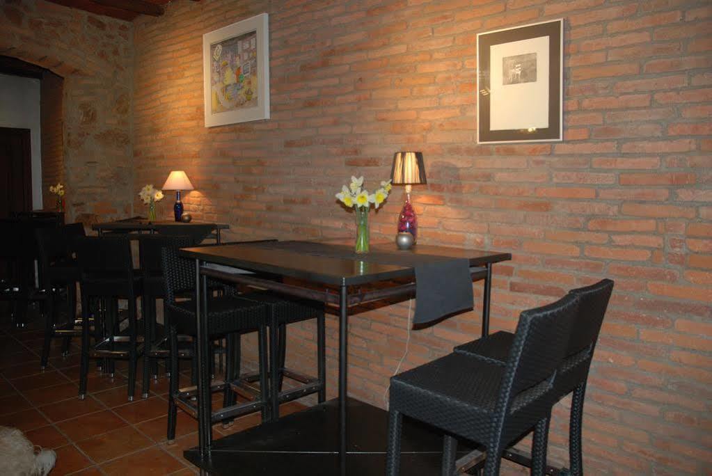 Hostal Torras Sant Hilari Sacalm Exterior photo